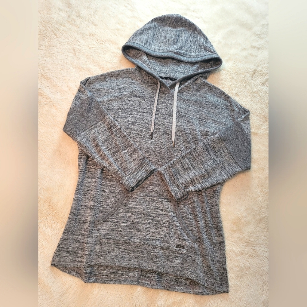 NWOT ☆ MNY Performance Hoodie